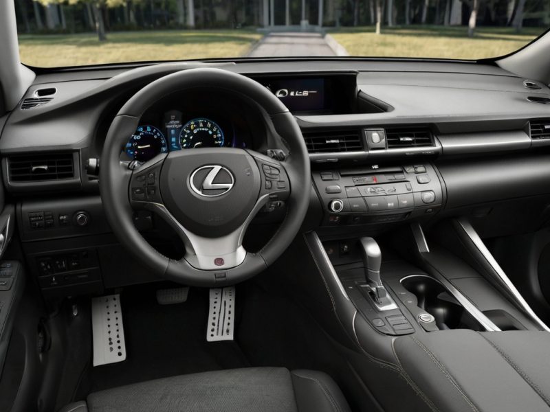 Lexus RXh